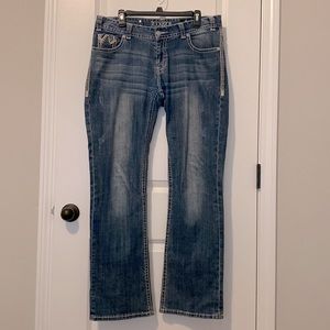 Women’s Rock & Roll Cowgirl bootcut jeans.